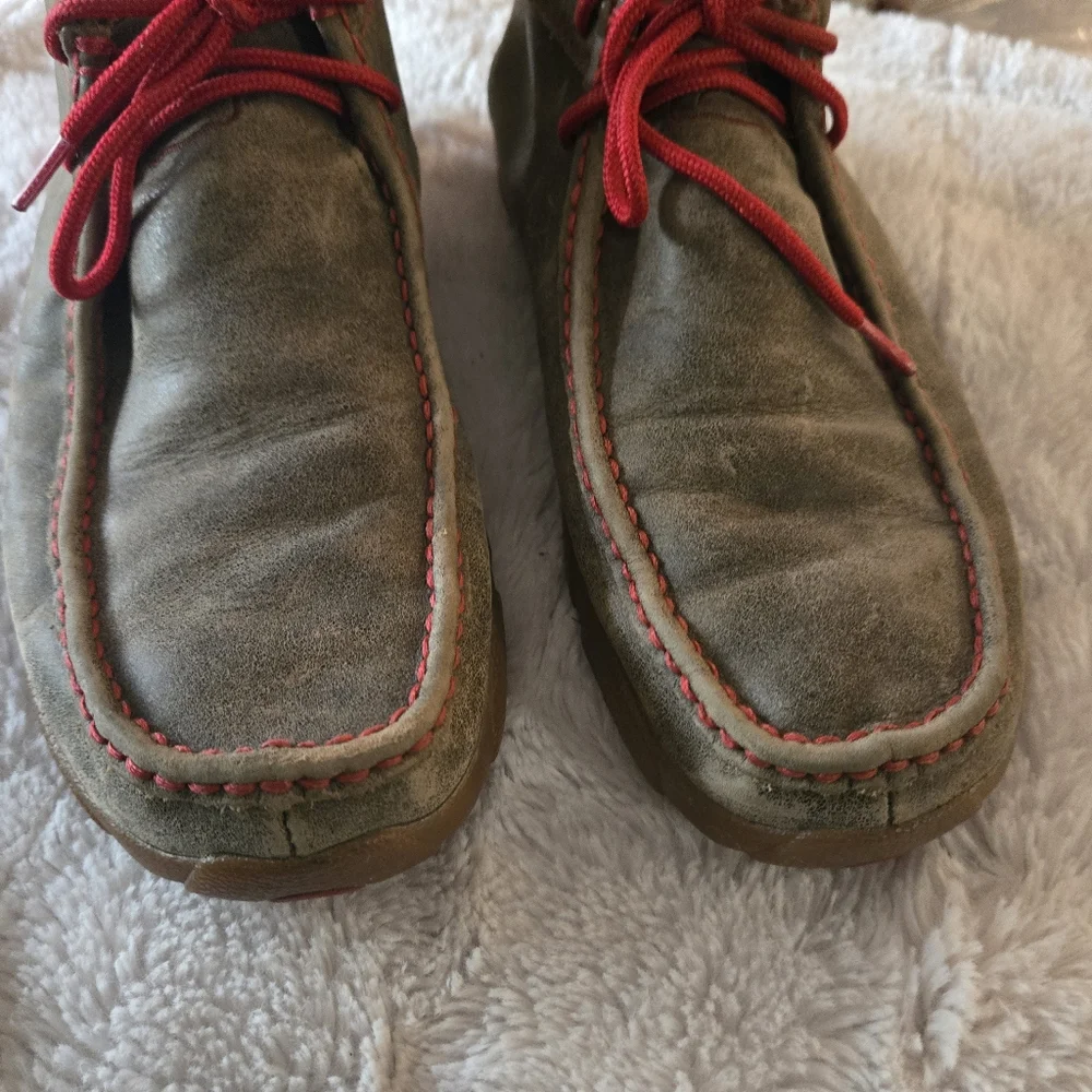 Twisted X Olive Chukka Boots with Red Laces Size 7.5